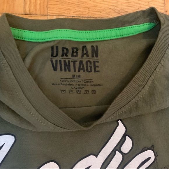 Women’s Khaki Acadie Fierte 100% Cotton Graphic T-Shirt Size Medium - Picture 5 of 5